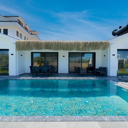 Bambu Vila *